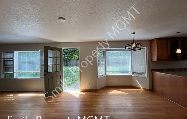 Spacious 5 bedrooms house in Beaverton