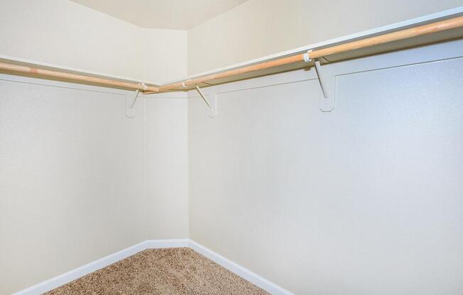 Boulder Creek provides walk-in closets