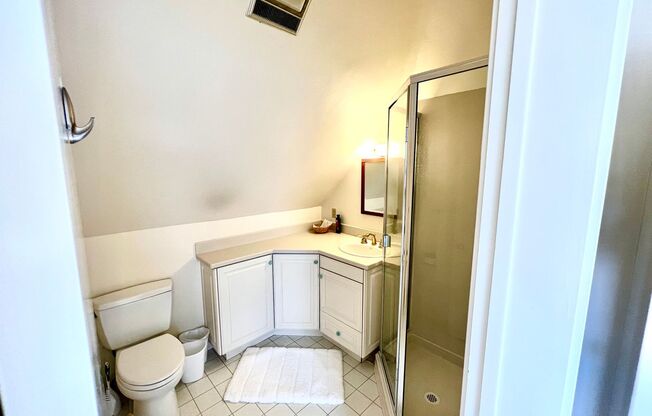 Studio, 1 bath, $2,950