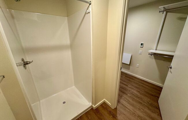 Studio, 1 bath, 175 sqft, $1,255, Unit 210