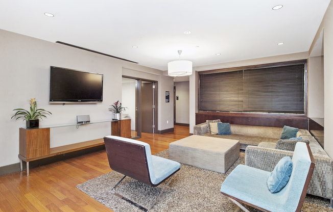 1 bed, 1 bath, 563 sqft, $4,300, Unit 3A