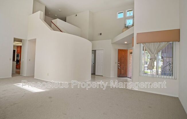 639 DUNBAR