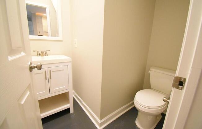 416 QUEENS RD