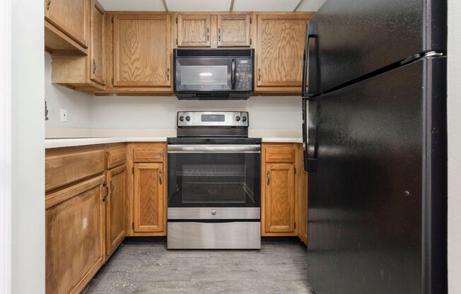 1 bed, 1 bath, $750, Unit 316