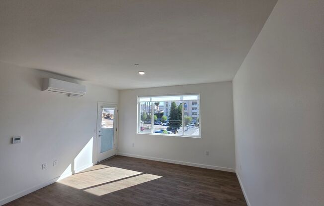 1 bed, 1 bath, 651 sqft, $2,520, Unit 2112-303