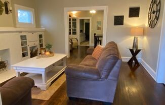 2 beds, 1 bath, $1,695