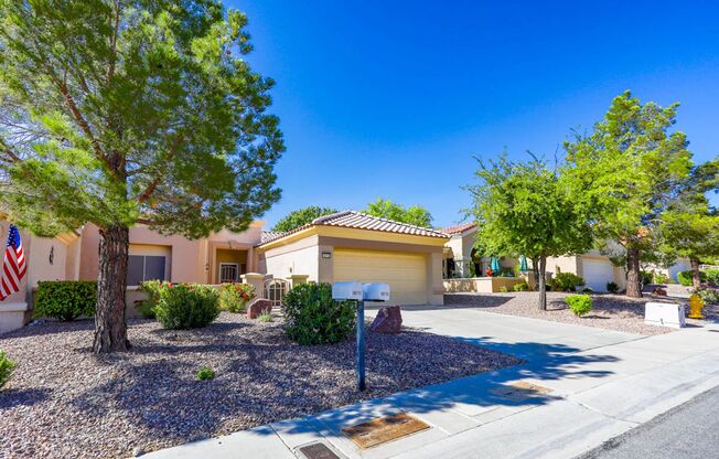 55+ Age Restricted Sun City Summerlin  @ Bed, 2 Bath Beauty