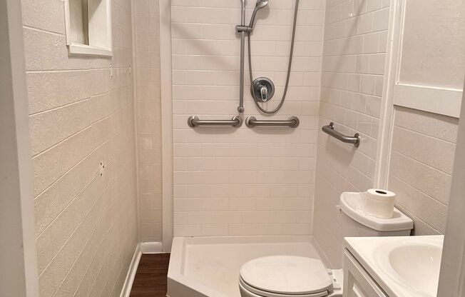 9421 Peachtree Street