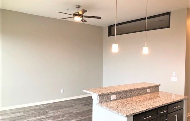 1 bed, 1 bath, 676 sqft, $1,475, Unit 510