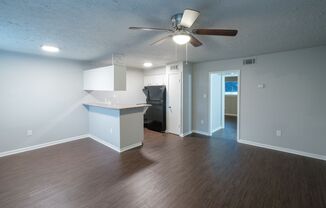 Beautiful recently remodeled apartment! / Apartamento recien remodelado
