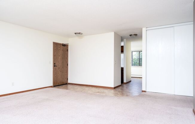 3 beds, 2 baths, 1,224 sqft, $1,895, Unit 223-304