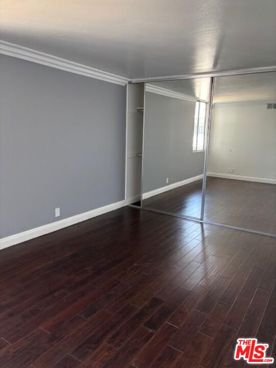 100 S Doheny Dr