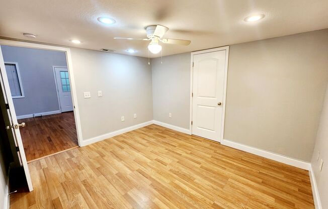 1 bed, 1.5 baths, 950 sqft, $1,250, Unit Unit 245