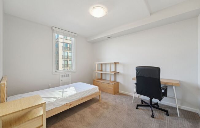 2 beds, 2 baths, 796 sqft, $4,195, Unit 412