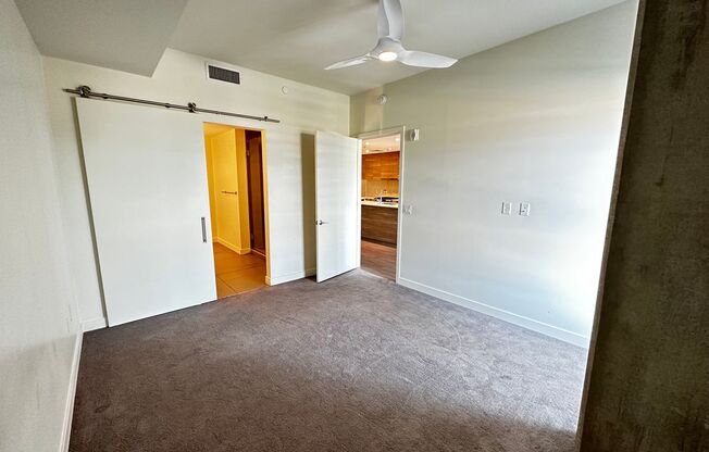 1 bed, 1.5 baths, $2,000, Unit UNIT 206