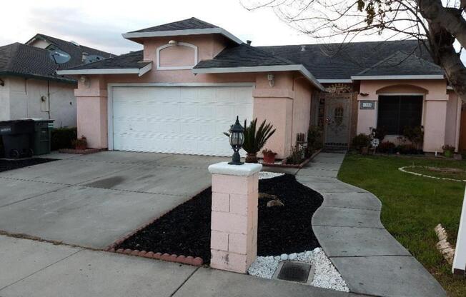 1205 CRIBARI DR