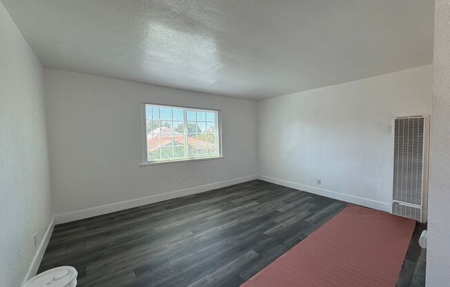 Remodeled One Bed, One Bath Apartment in Downtown Stockton