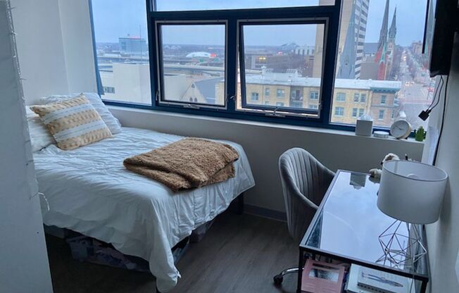 Studio, 1 bath, 350 sqft, $1,039, Unit 508