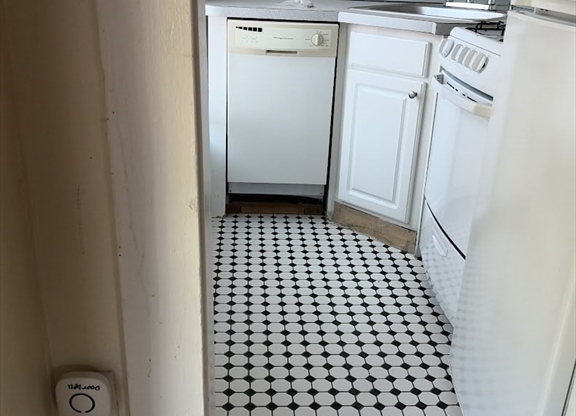 25 Inman St