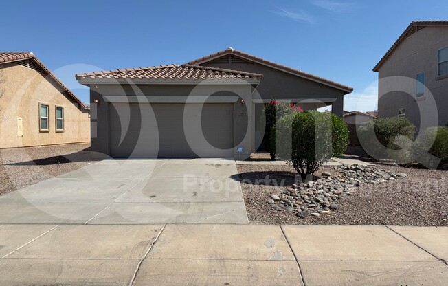 7425 W DARREL RD