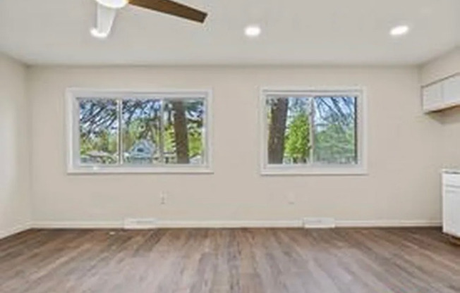 1124 PARKSIDE