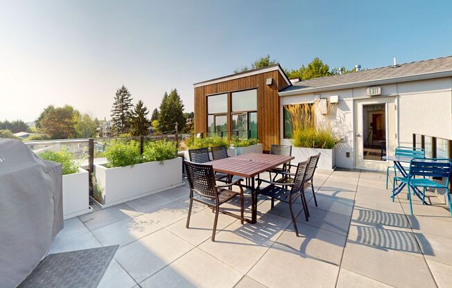 Studio, 1 bath, 179 sqft, $1,299, Unit 307