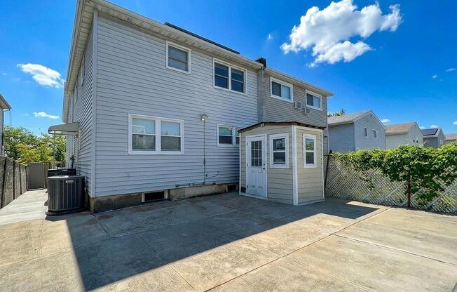 58 E STROUD AVE