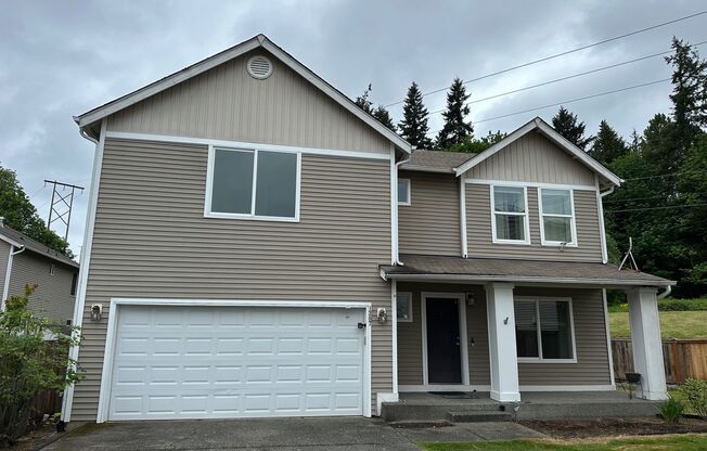 Charming 3 beds 2.5 bath house in Bothell!