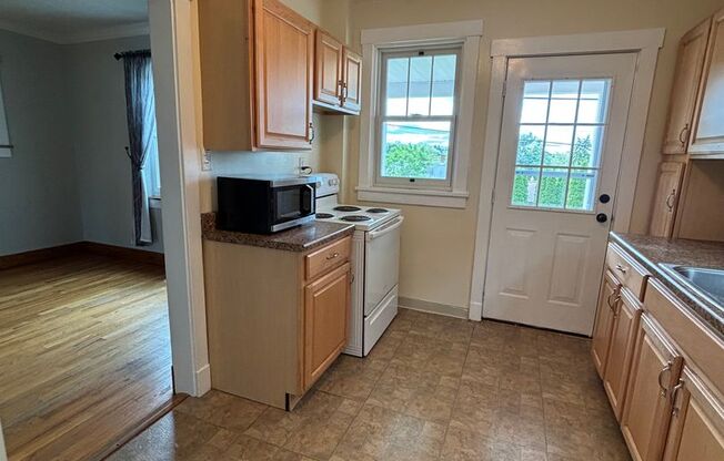 3 Bedroom Home - Pittsburgh!