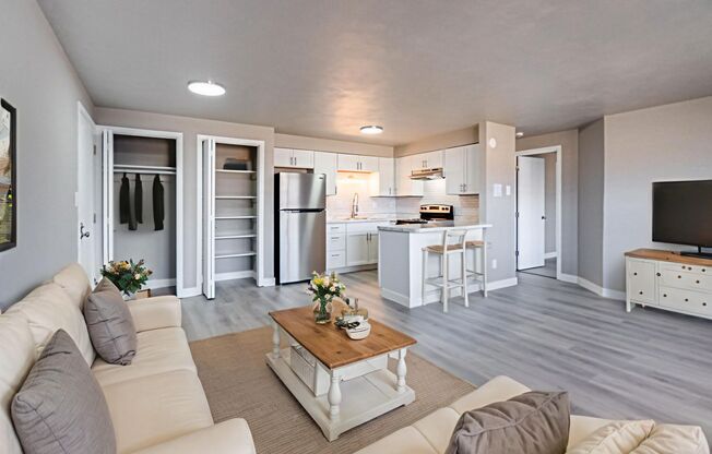 1 bed, 1 bath, 582 sqft, $999, Unit 2347-08
