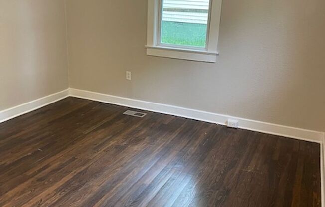 Charming Bungalow Vibes in the Heart of Old Hickory!