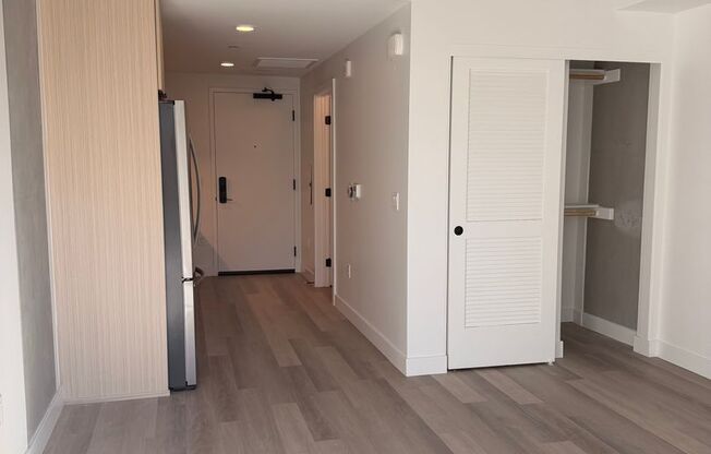 Studio, 1 bath, 362 sqft, $2,310, Unit 504