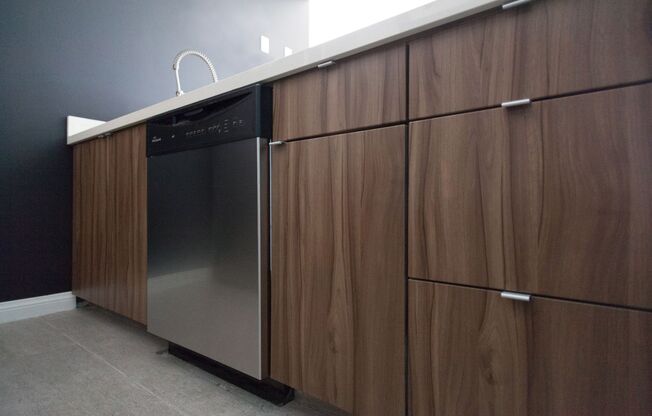 5 beds, 4 baths, 1,355 sqft, $1,000, Unit Unit 2716.1 - By the Bed - Bed 1