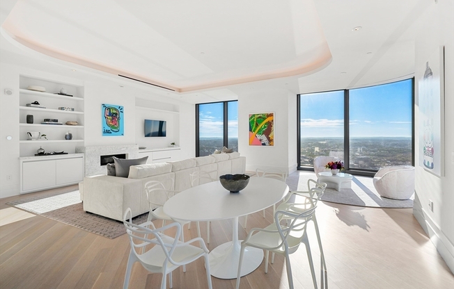 3 beds, 3.5 baths, 3,696 sqft, $60,000, Unit 5801