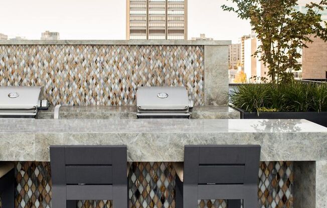 1 bed, 1 bath, 696 sqft, $1,825, Unit 610