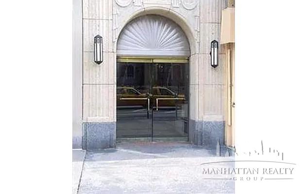 1 bed, 2 baths, $6,650, Unit 8LM