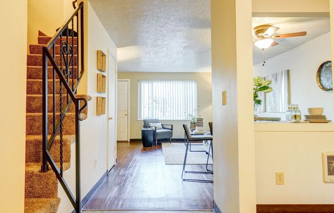 3 beds, 1.5 baths, 1,102 sqft, $1,695, Unit 133