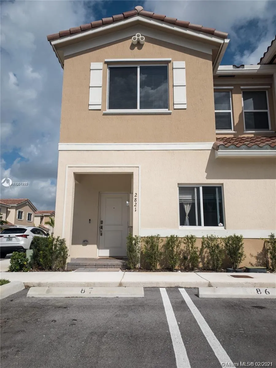 2821 NW 180 ST