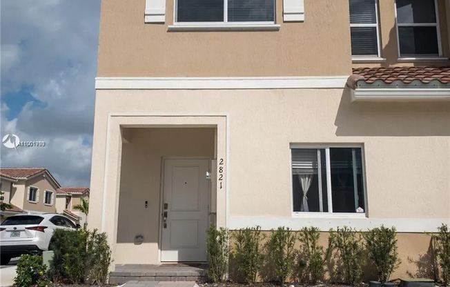 2821 NW 180 ST