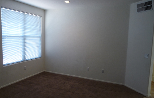 GATED 2 BEDROOM, 2 BATH CONDO IN JASMINE RANCH COMMUNITY