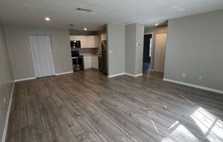 2 beds, 1 bath, $1,150, Unit Unit 4