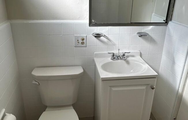 Studio, 1 bath, 405 sqft, $1,650, Unit 506-D