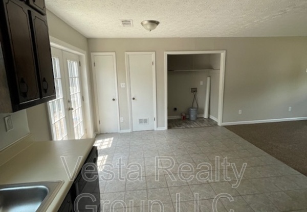 252 TOBY SPG LN