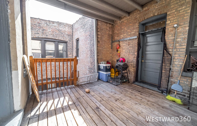 3821 W WRIGHTWOOD