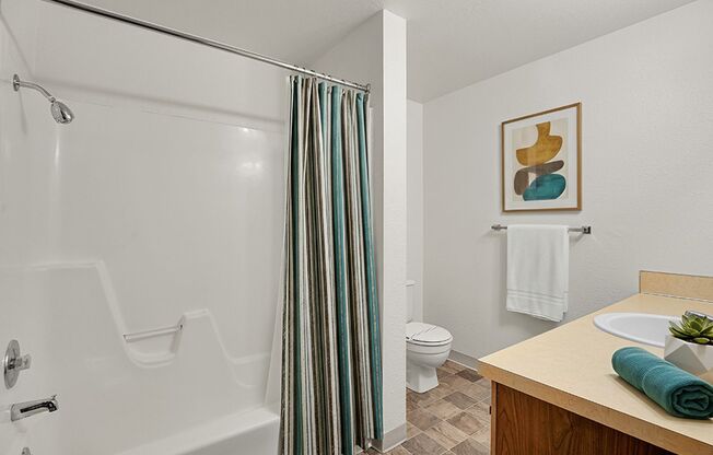 2 beds, 1 bath, 982 sqft, $1,249, Unit 442-12