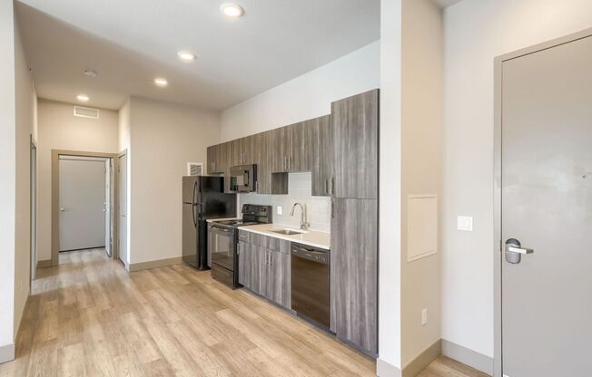 4 beds, 4 baths, 1,094 sqft, $2,900, Unit 506
