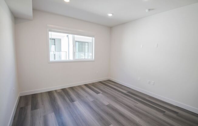 1 bed, 1 bath, 850 sqft, $2,452.08, Unit 305