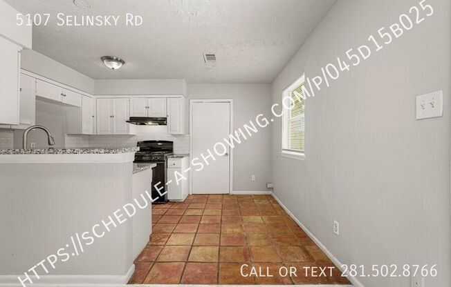 5107 SELINSKY RD
