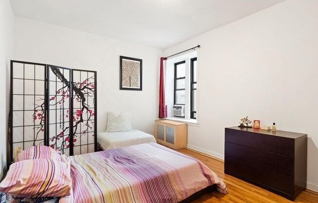 333 4 ST
