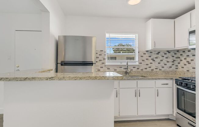 1 bed, 1 bath, 694 sqft, $1,075, Unit 226